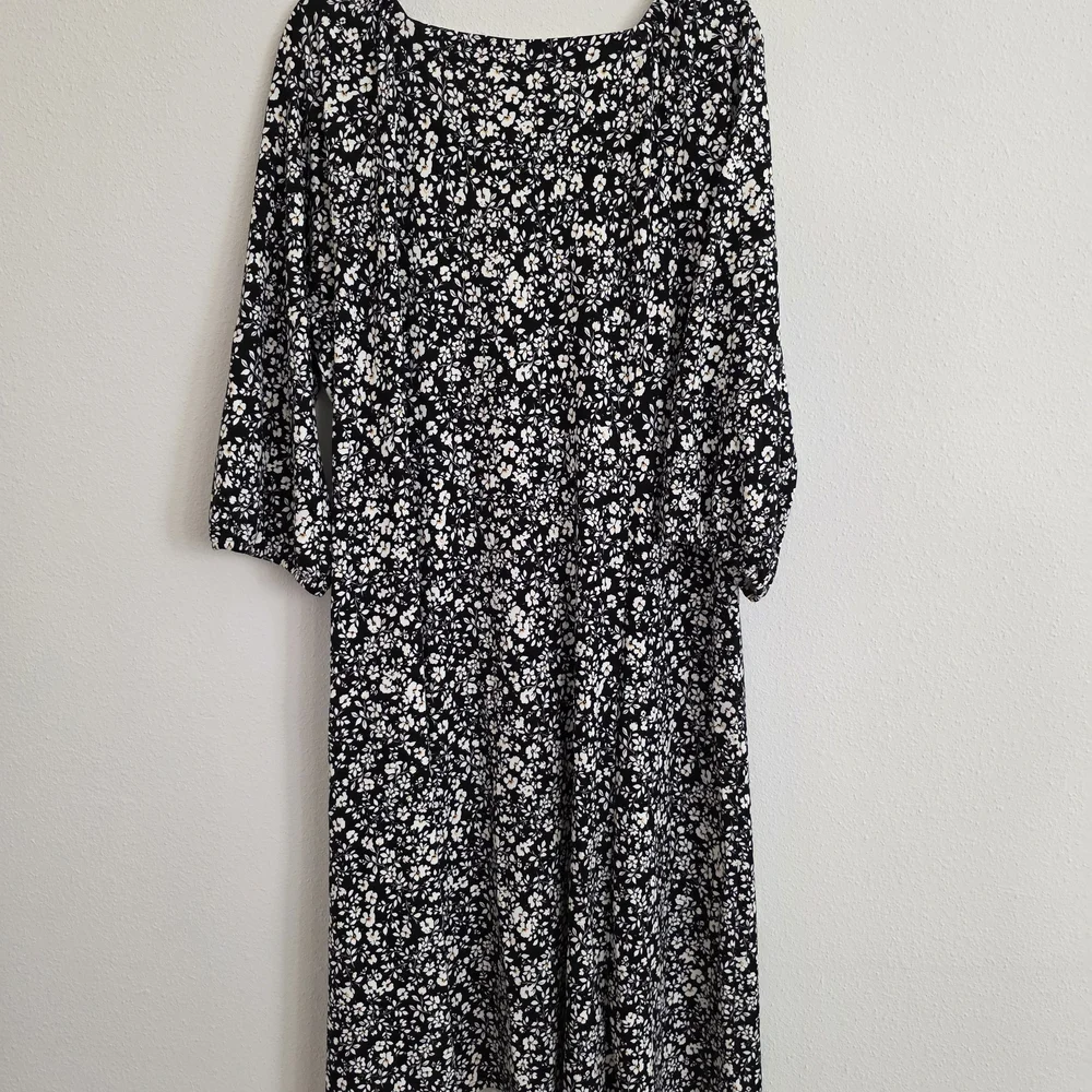 J. Jill Black & White Floral Midi Dress - Picture 8 of 8